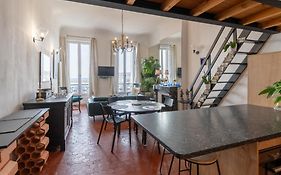 A 50M Et Face A La Mer, Proche Vieux Port -4 A 5 Pers - Classe 4 Etoiles - 80M2